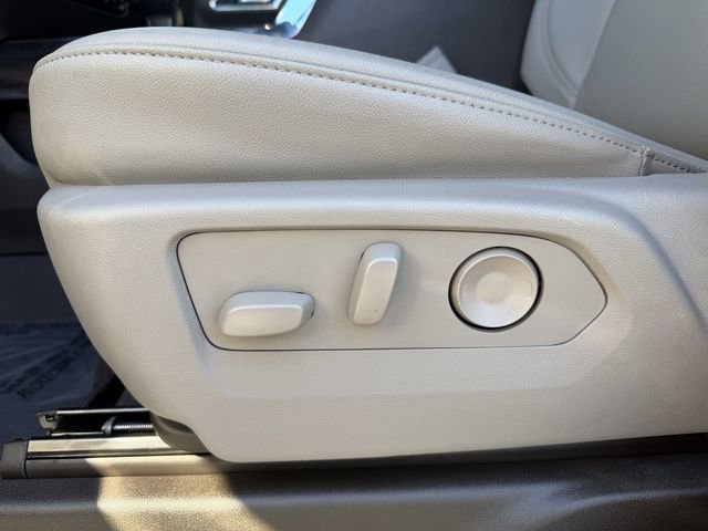 Used 2026 Chevrolet Silverado 1500 LTZ image 20