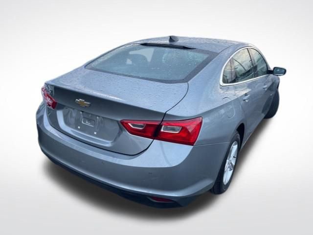 Used 2025 Chevrolet Malibu LS image 8