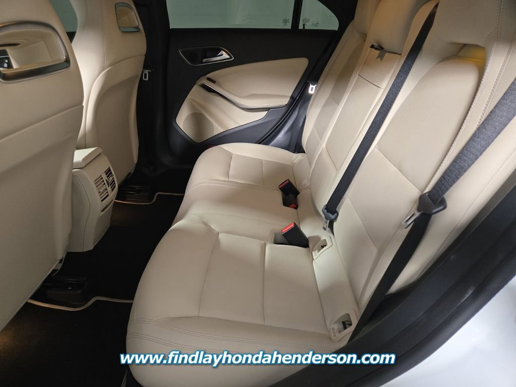 Used 2019 Mercedes-Benz CLA 250 w/ Premium Package image 15