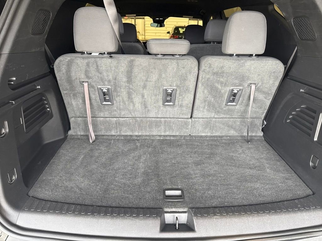 Used 2024 Chevrolet Traverse LT image 21