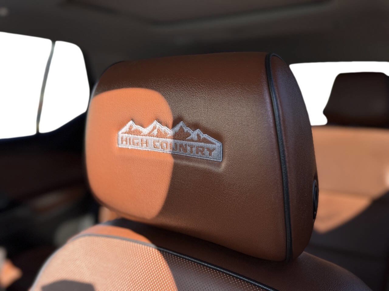 Used 2018 Chevrolet Traverse High Country image 9