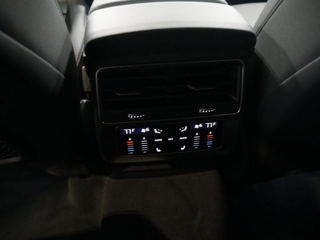 New 2026 Audi Q8 Premium Plus image 41