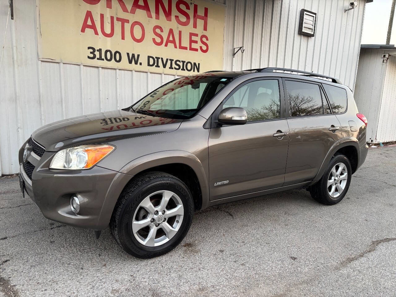 Used 2010 Toyota RAV4 Limited image 31