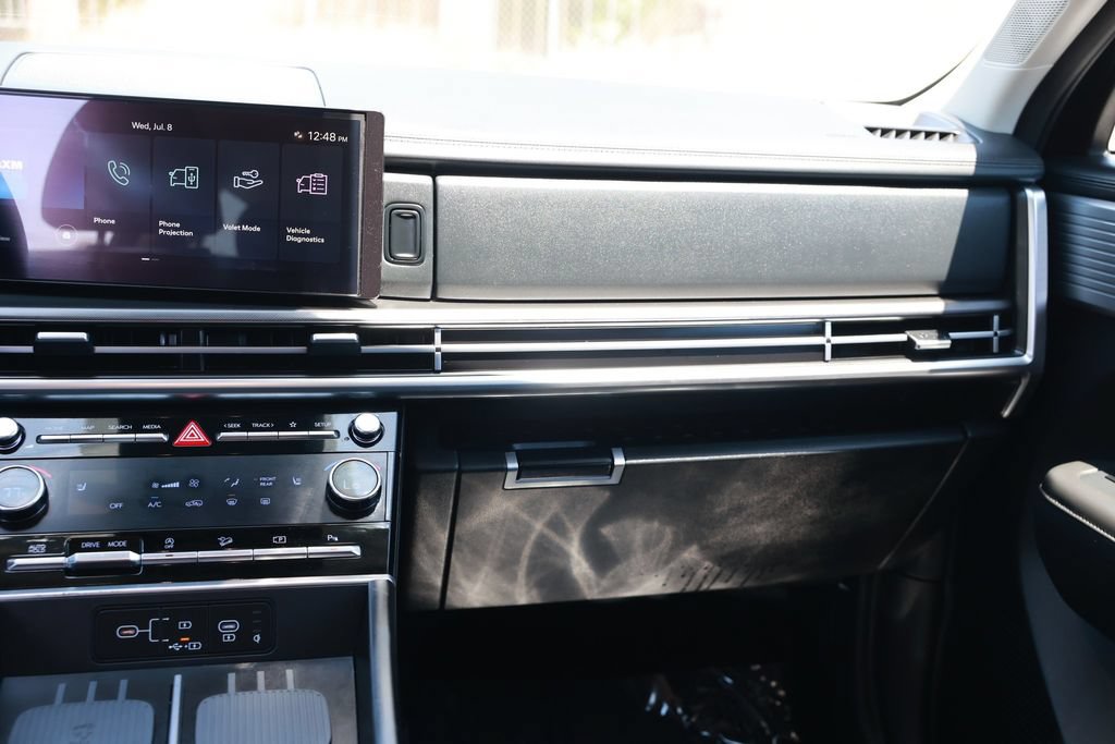 Used 2025 Hyundai Santa Fe SEL FWD image 33