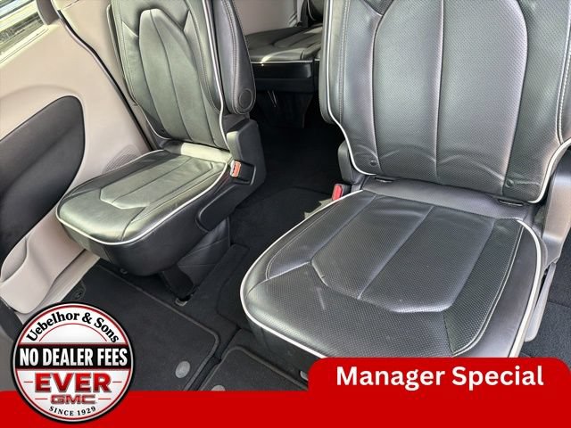 Used 2024 Chrysler Pacifica Limited FWD image 20