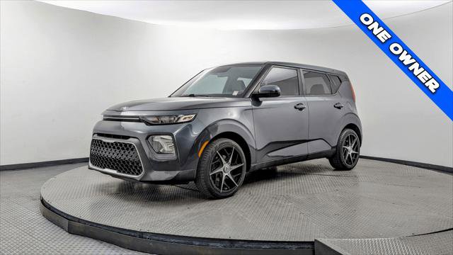 Used 2020 Kia Soul LX image 2