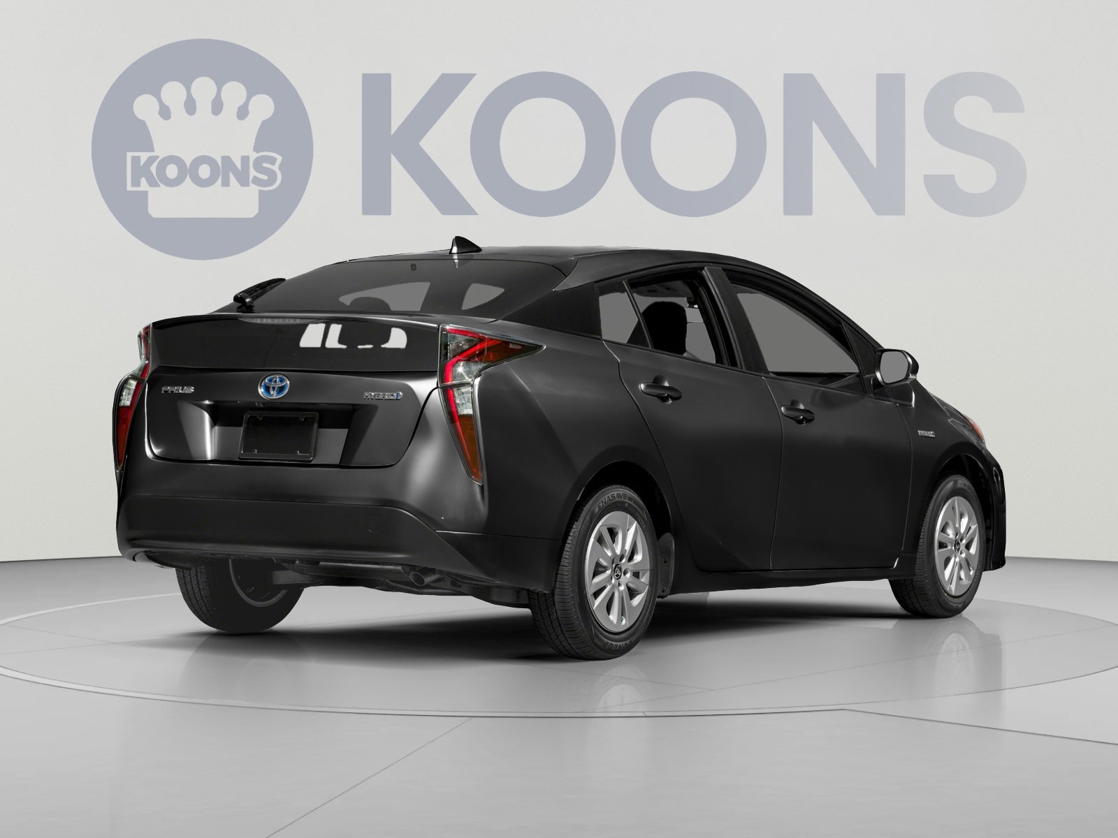 Used 2017 Toyota Prius Four FWD image 2