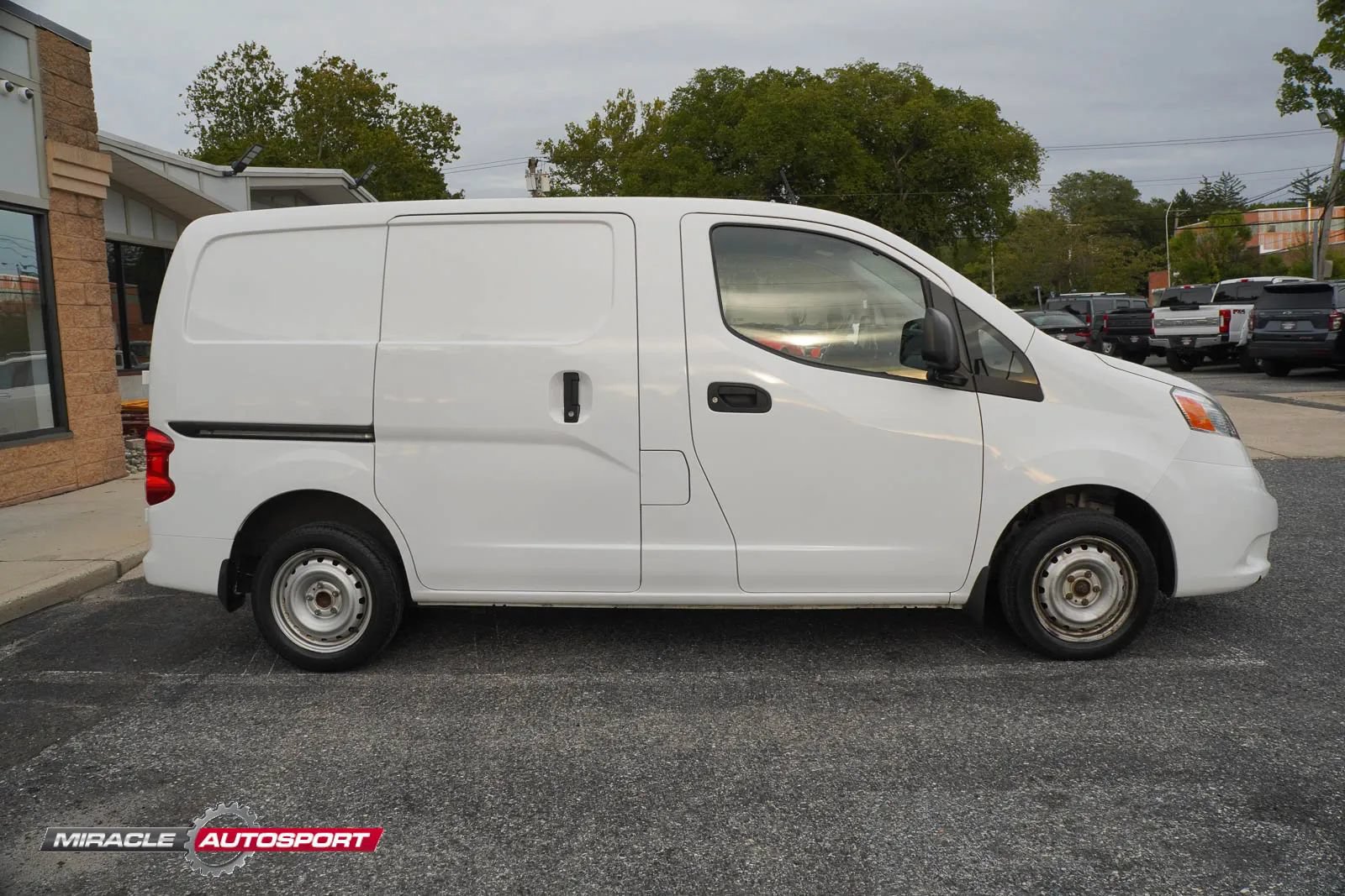 Used 2021 Nissan NV200 S FWD image 8