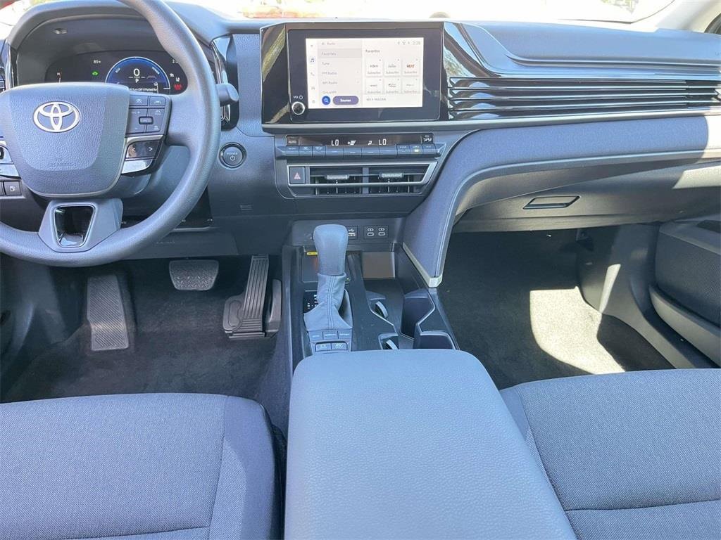 Used 2025 Toyota Camry LE image 25