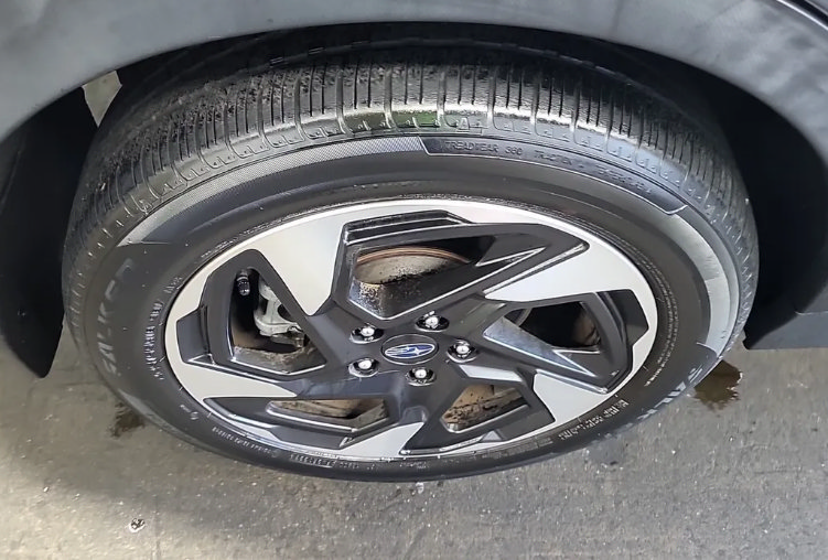 Used 2024 Subaru Crosstrek 2.5i Limited AWD/4WD image 6