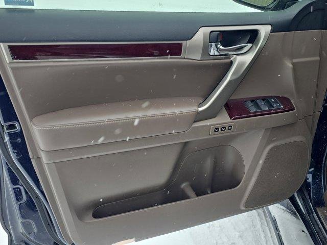 Used 2019 Lexus GX 460 Luxury image 16