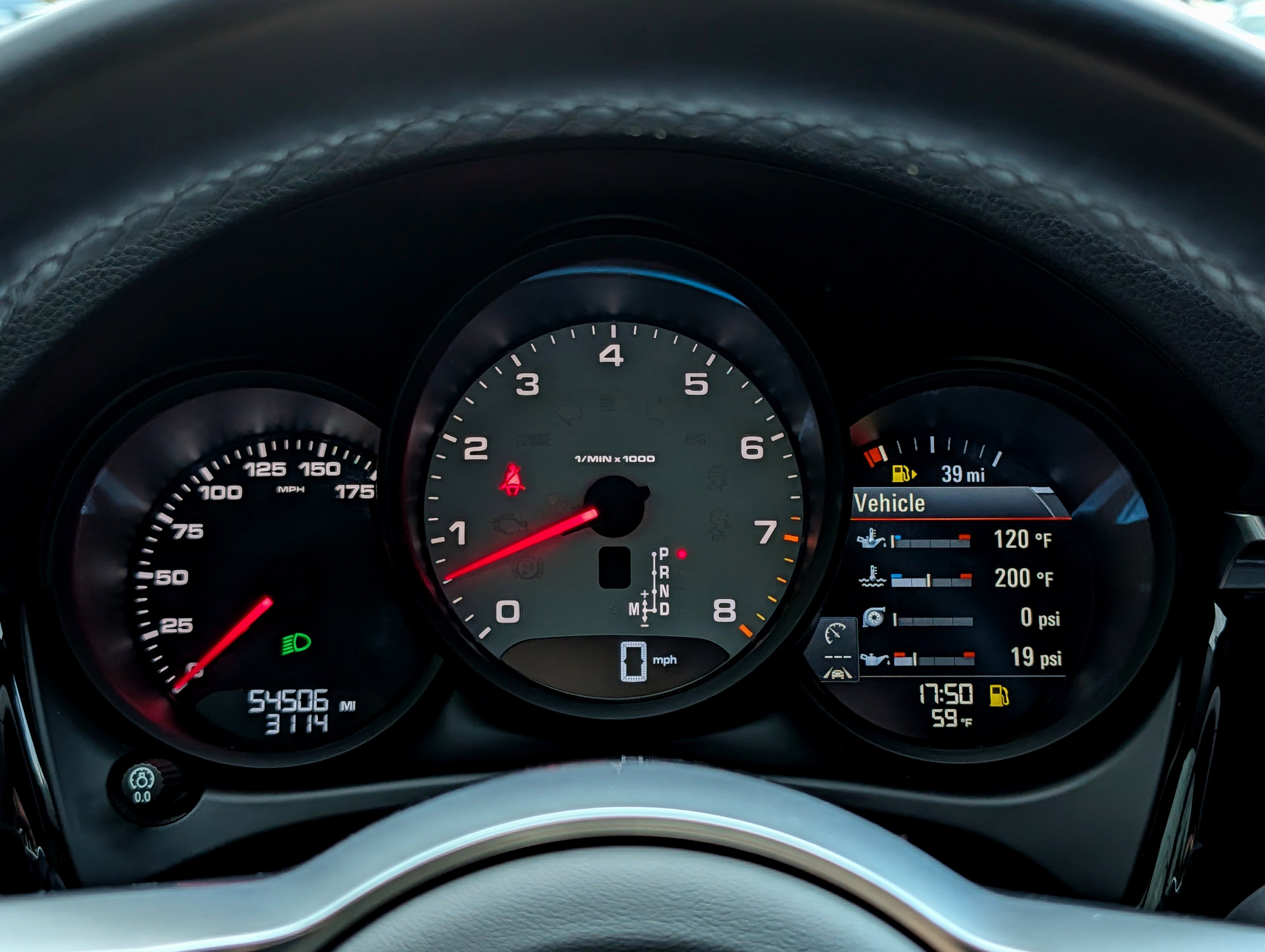 Used 2020 Porsche Macan S image 21