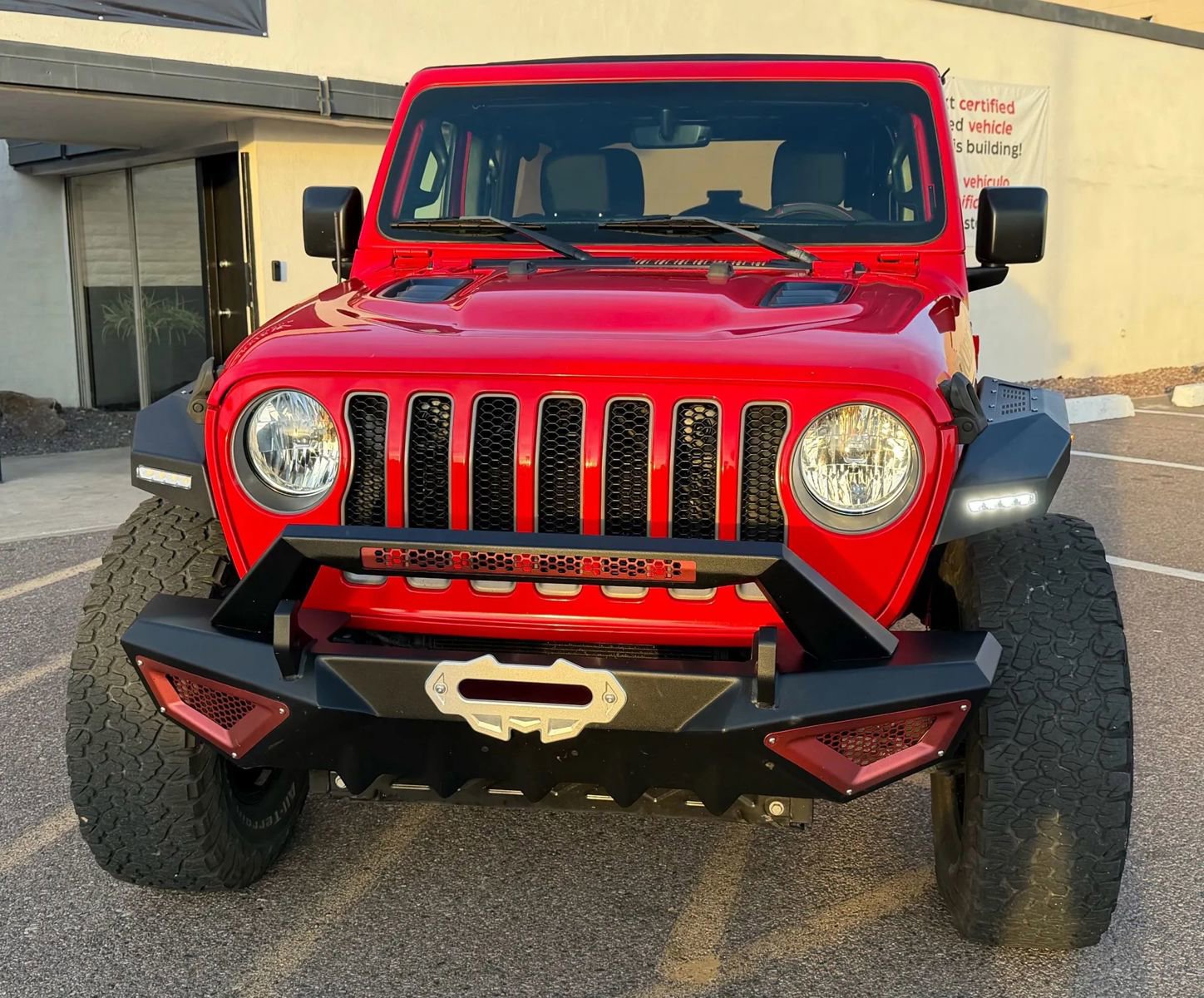 Used 2018 Jeep Wrangler Unlimited Rubicon AWD/4WD image 8