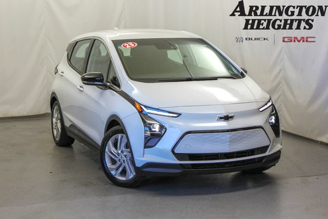 Used 2023 Chevrolet Bolt LT w/ Driver Confidence Package FWD image 1