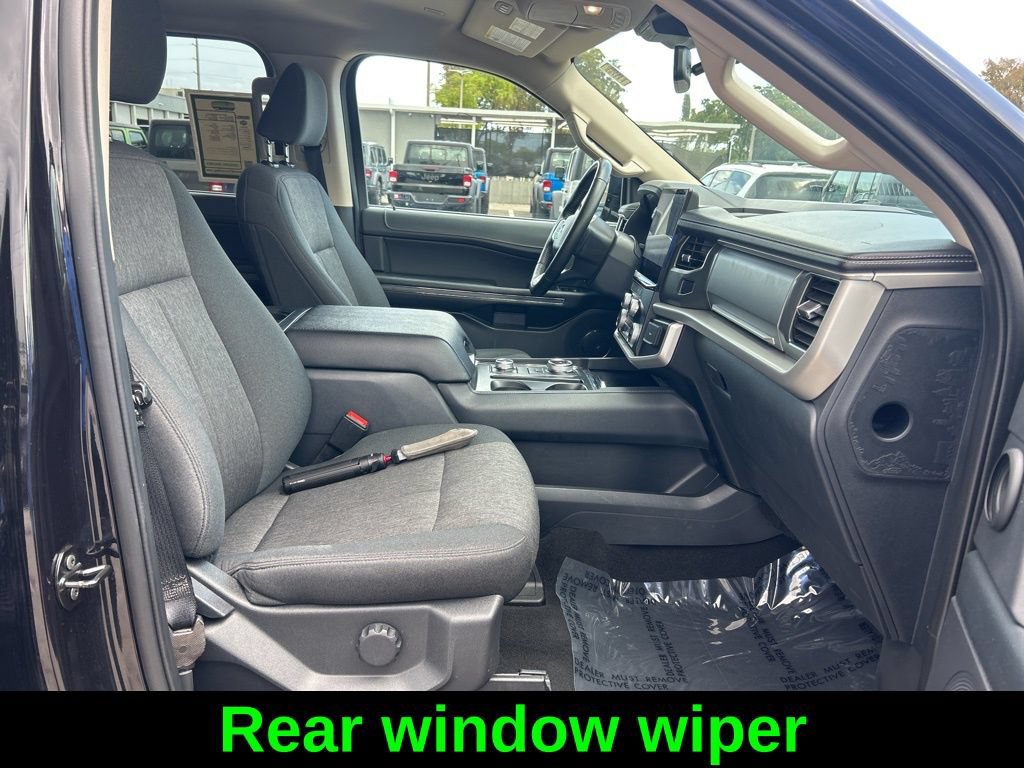 Used 2024 Ford Expedition XLT AWD/4WD image 23