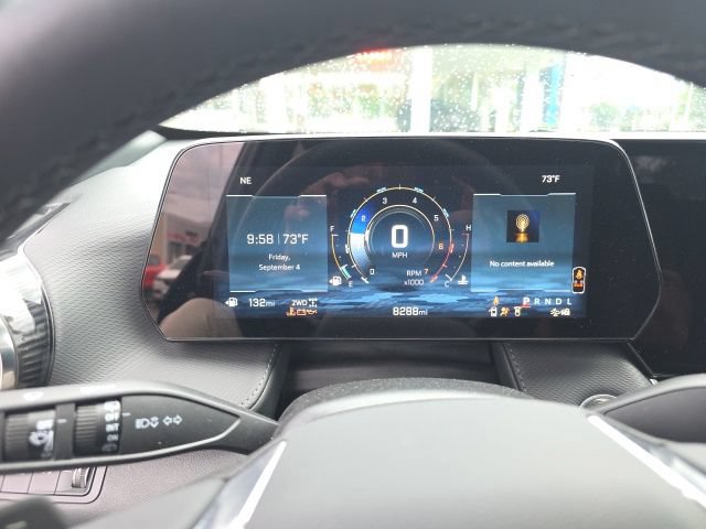 Used 2026 Chevrolet Equinox LT AWD/4WD image 9