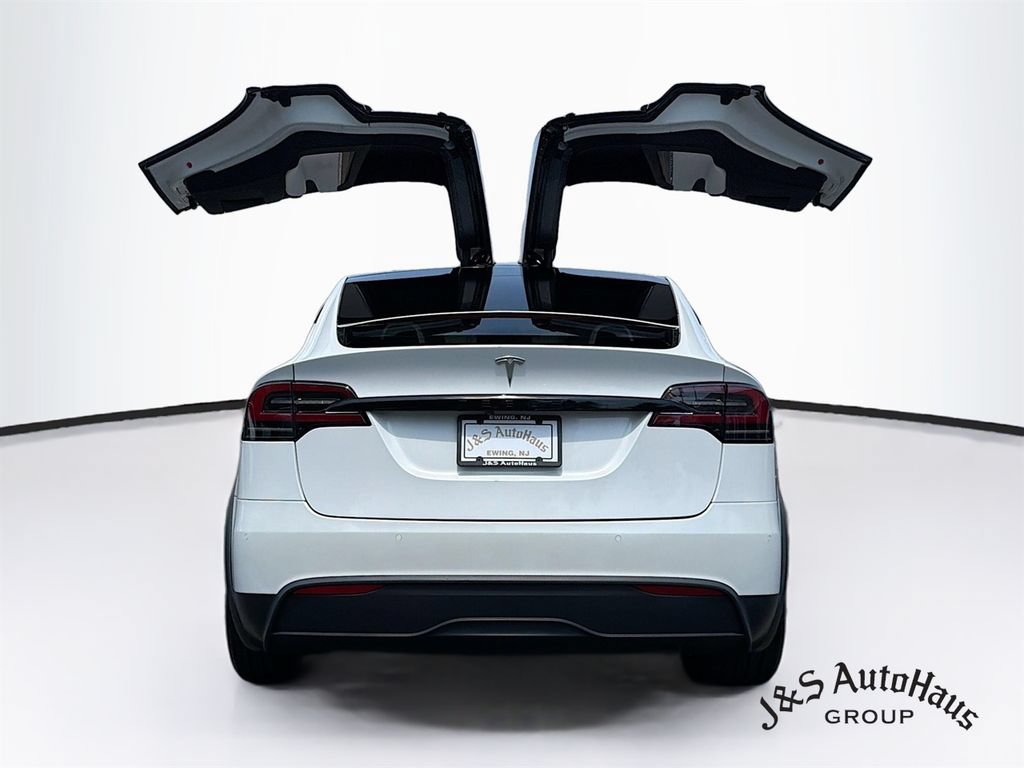 Used 2022 Tesla Model X AWD/4WD image 6