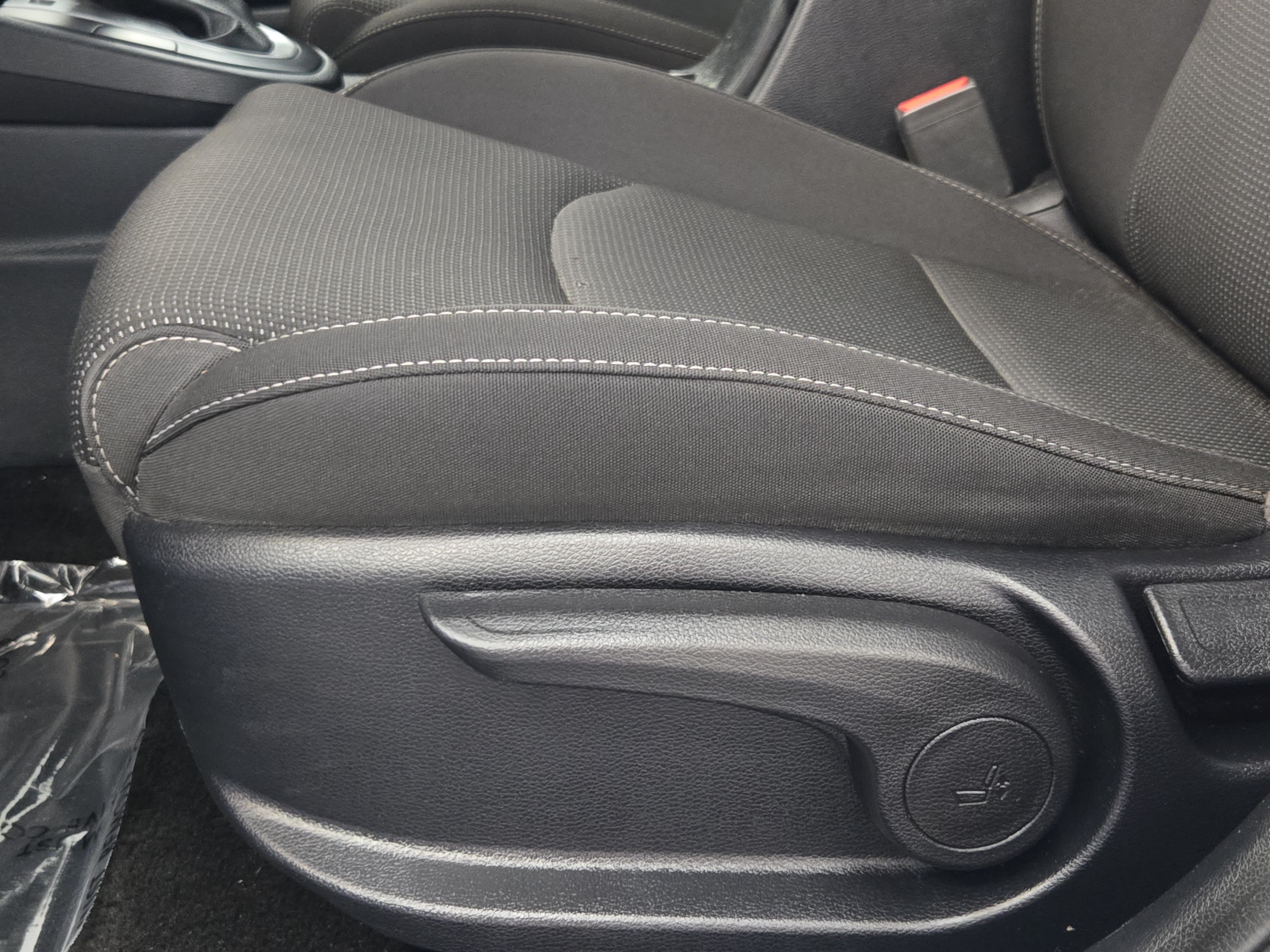 Used 2020 Kia Forte LXS FWD image 24