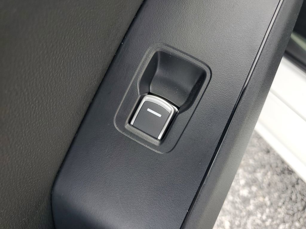 Certified 2025 Acura Integra Base image 13