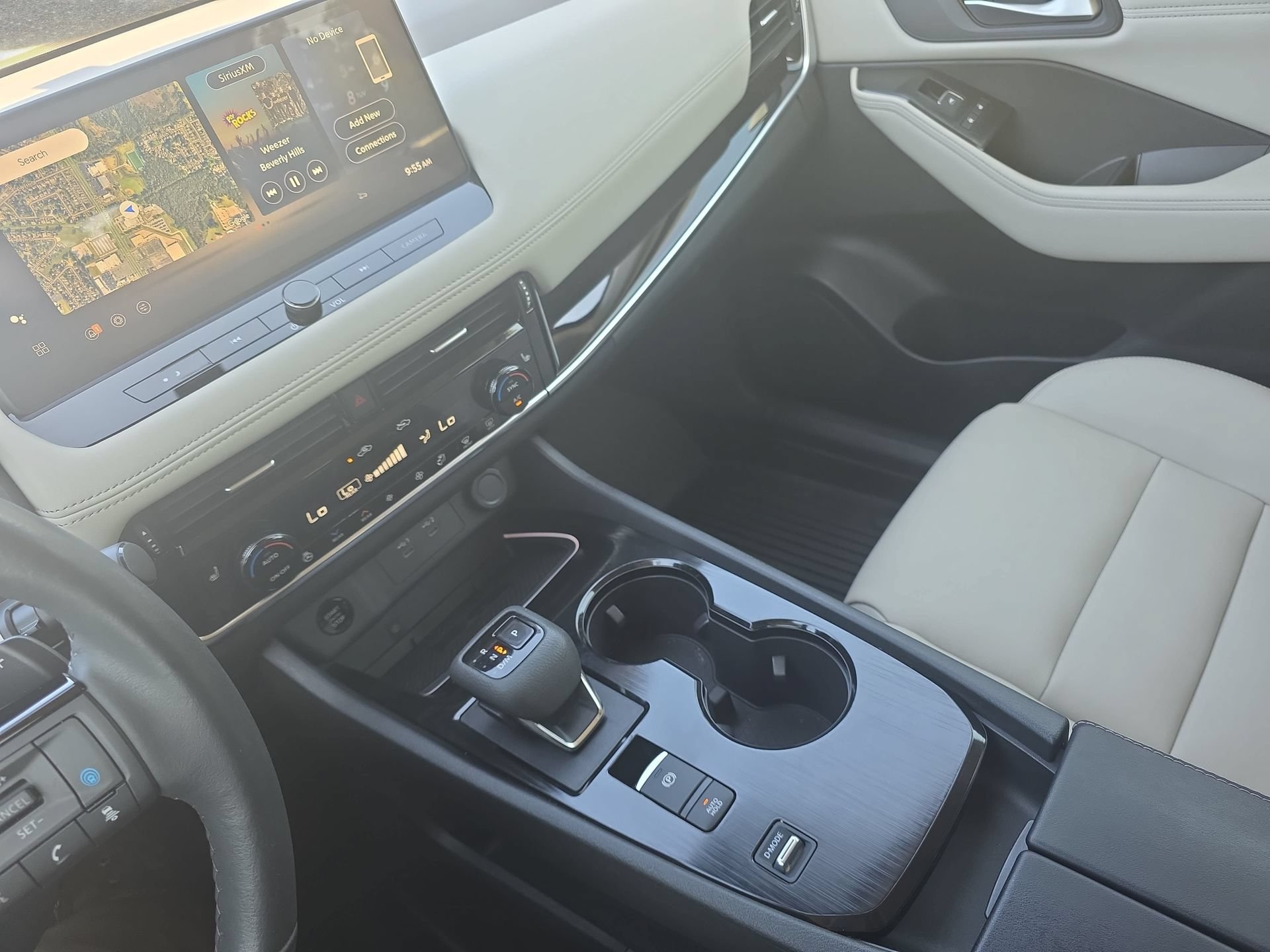 Used 2024 Nissan Rogue SL w/ SL Premium Package FWD image 25
