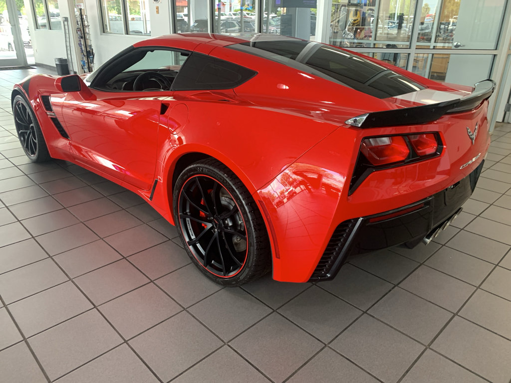 Used 2019 Chevrolet Corvette Grand Sport RWD image 6