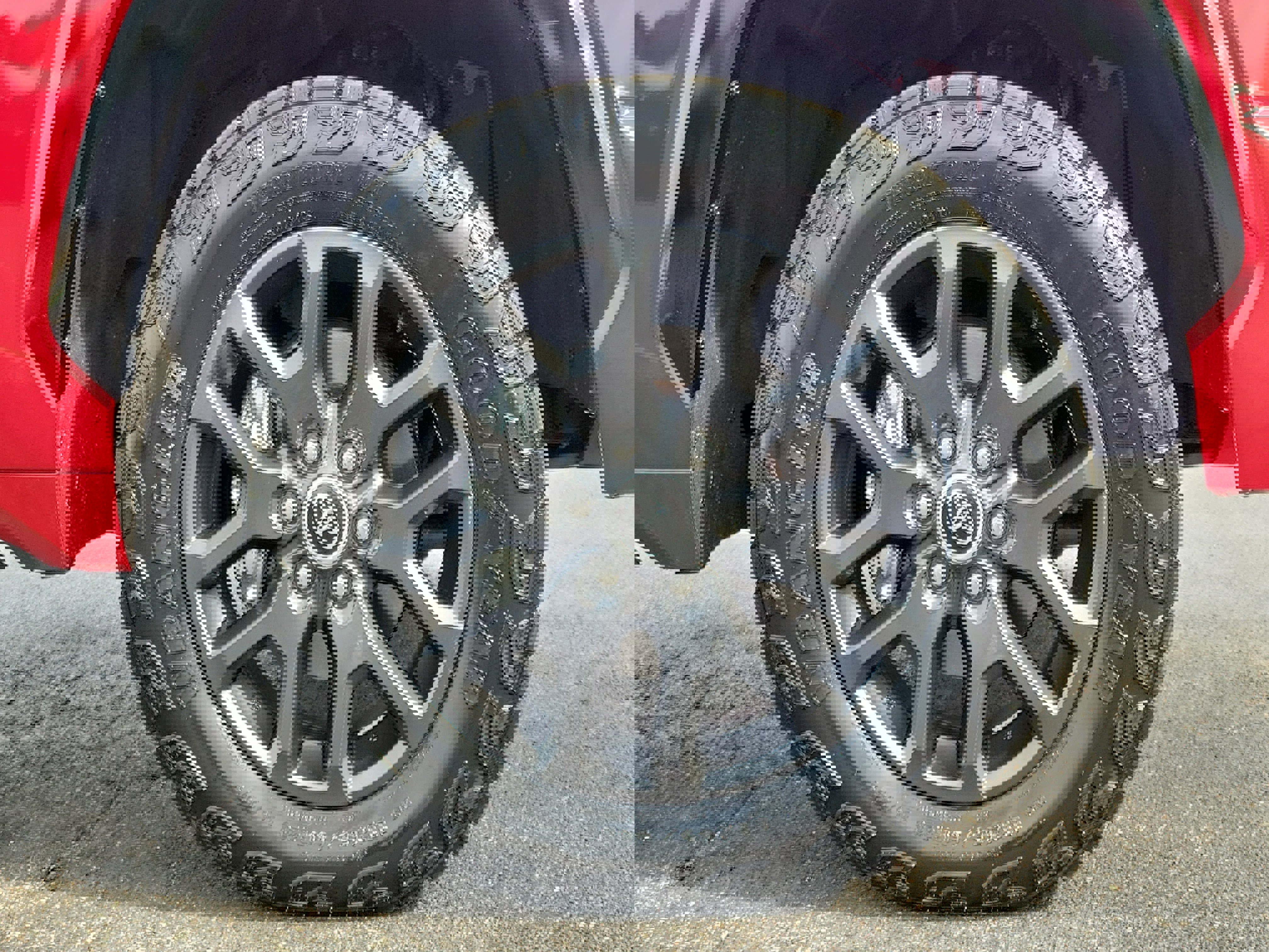 Used 2023 Toyota Tundra Platinum w/ Advanced Package image 5