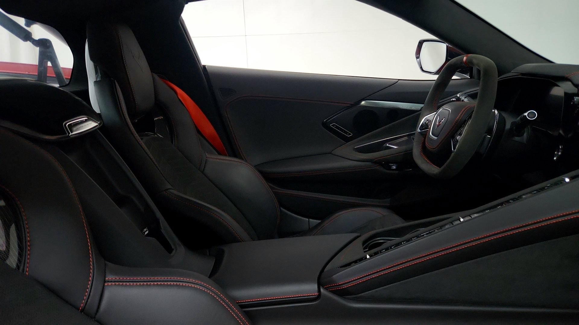Certified 2025 Chevrolet Corvette Stingray Premium Cpe w/ Stealth Interior Trim Package RWD image 25