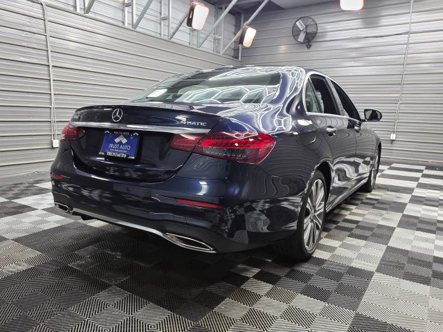Used 2022 Mercedes-Benz E 350 4MATIC Sedan image 6