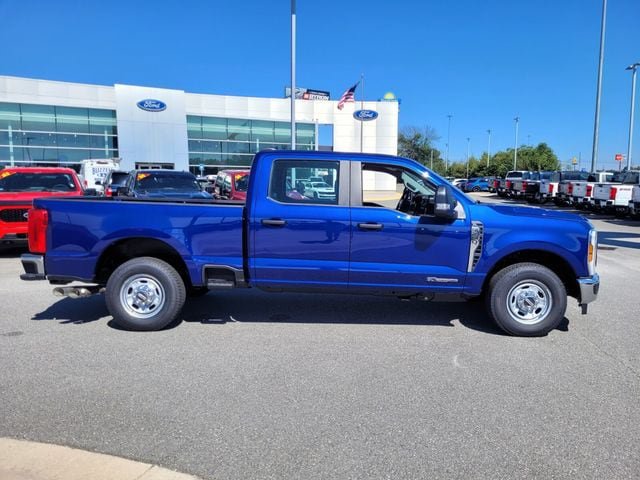 New 2026 Ford F250 XL w/ XL Driver Assist Package RWD image 9