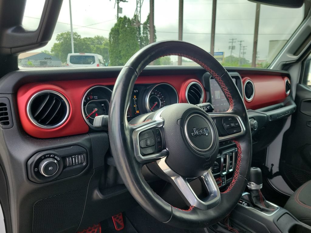 Used 2021 Jeep Wrangler Rubicon AWD/4WD image 16