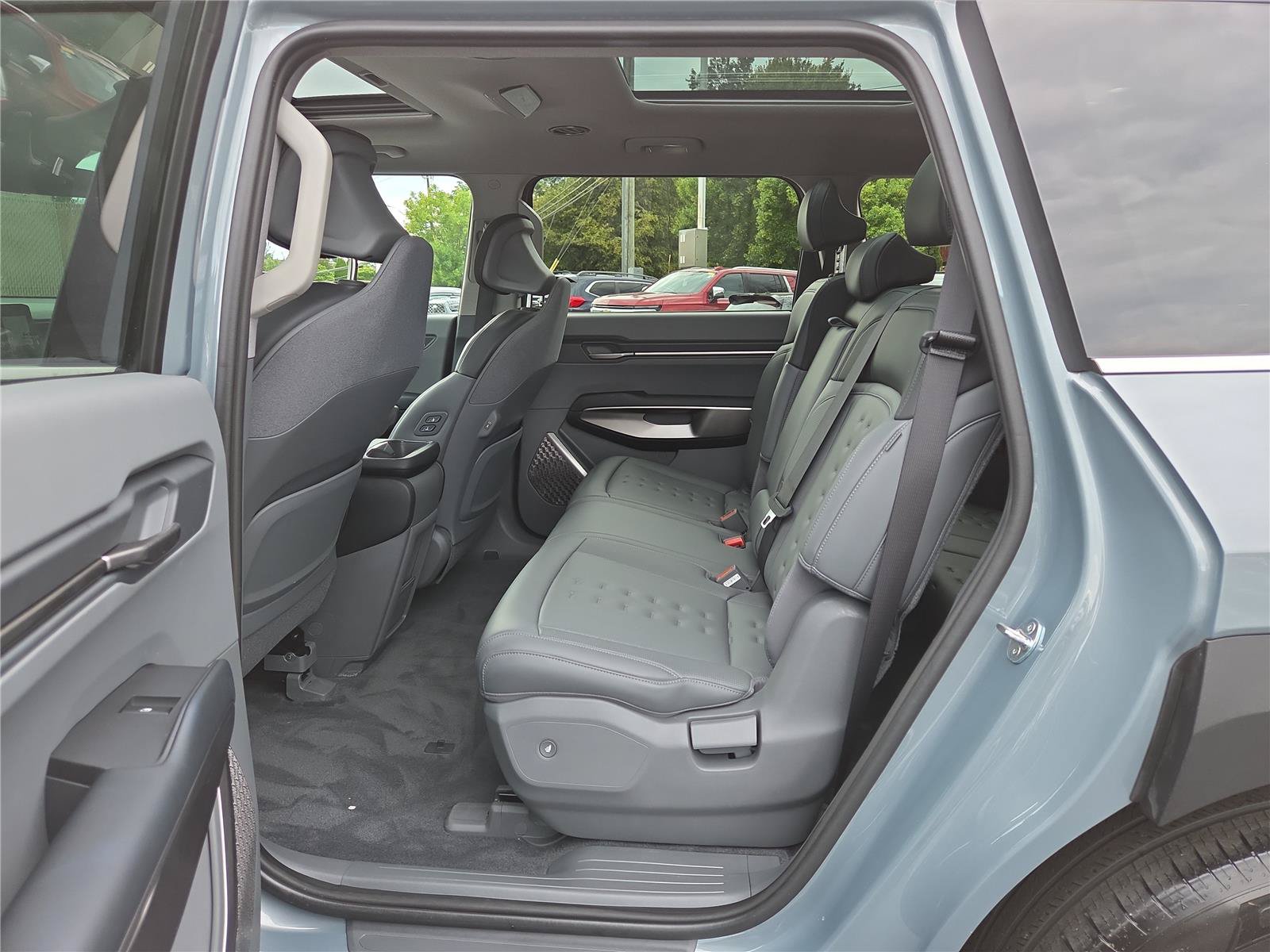 Certified 2024 Kia EV9 Wind AWD/4WD image 23