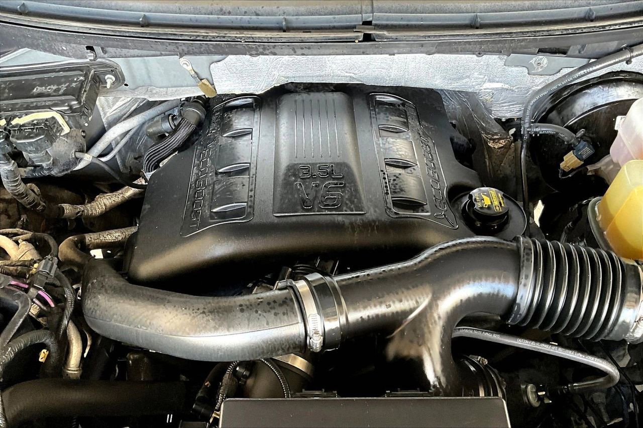 Used 2012 Ford F150 Platinum image 9