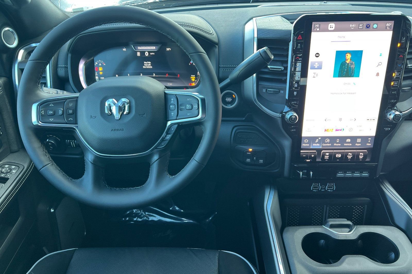 New 2026 RAM 2500 Laramie AWD/4WD image 10