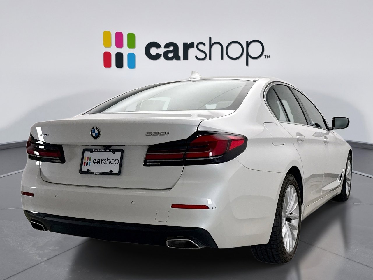 Used 2023 BMW 530i xDrive w/ Convenience Package image 5
