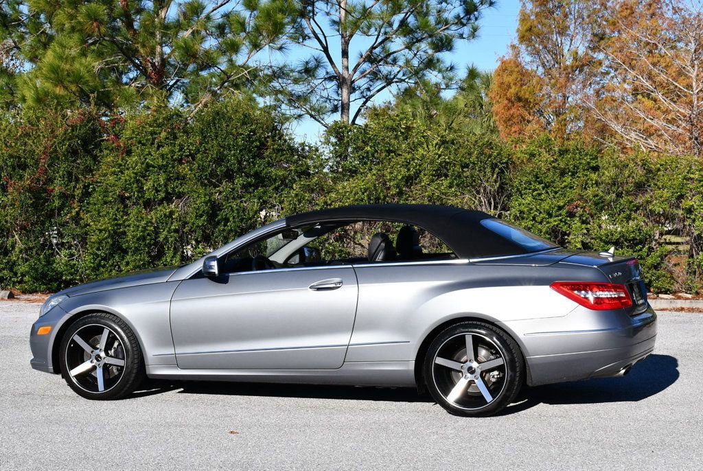 Used 2011 Mercedes-Benz E 350 Cabriolet image 4