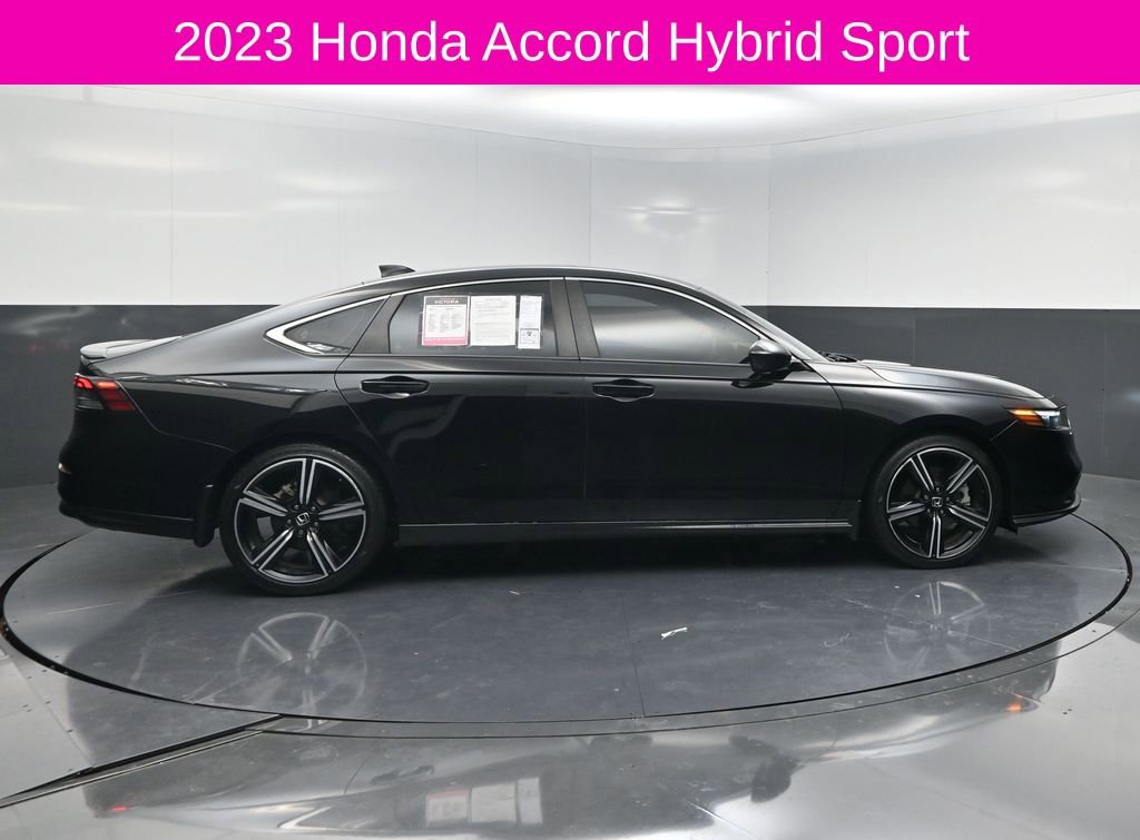 Used 2023 Honda Accord Sport image 4