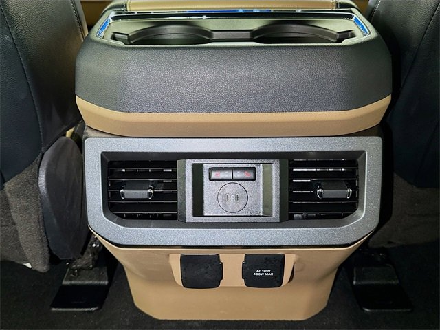 Used 2023 Ford F250 Lariat w/ Chrome Package image 24