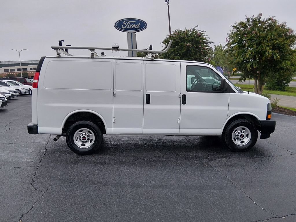 Used 2023 GMC Savana 2500 w/ Driver Convenience Package RWD image 3