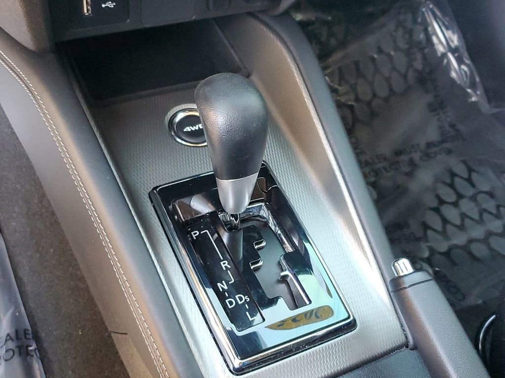 Used 2025 Mitsubishi Outlander Sport ES image 27