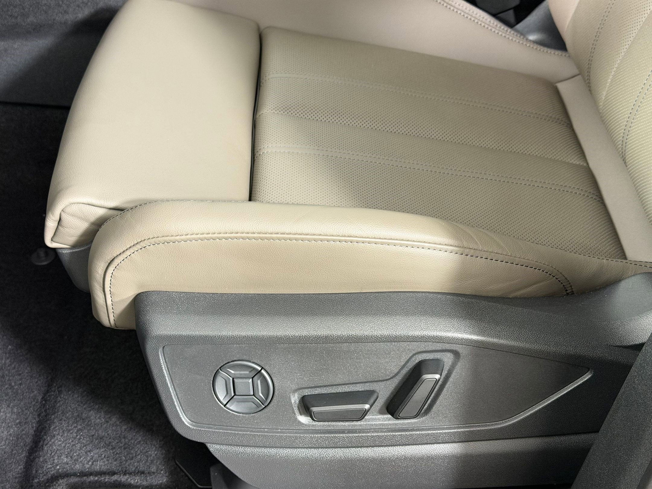 New 2026 Audi Q5 Premium AWD/4WD image 14