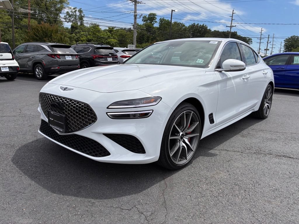 Used 2025 Genesis G70 2.5T AWD/4WD image 3