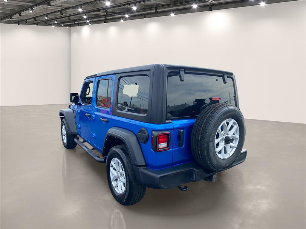 Used 2023 Jeep Wrangler Unlimited Sport AWD/4WD image 5