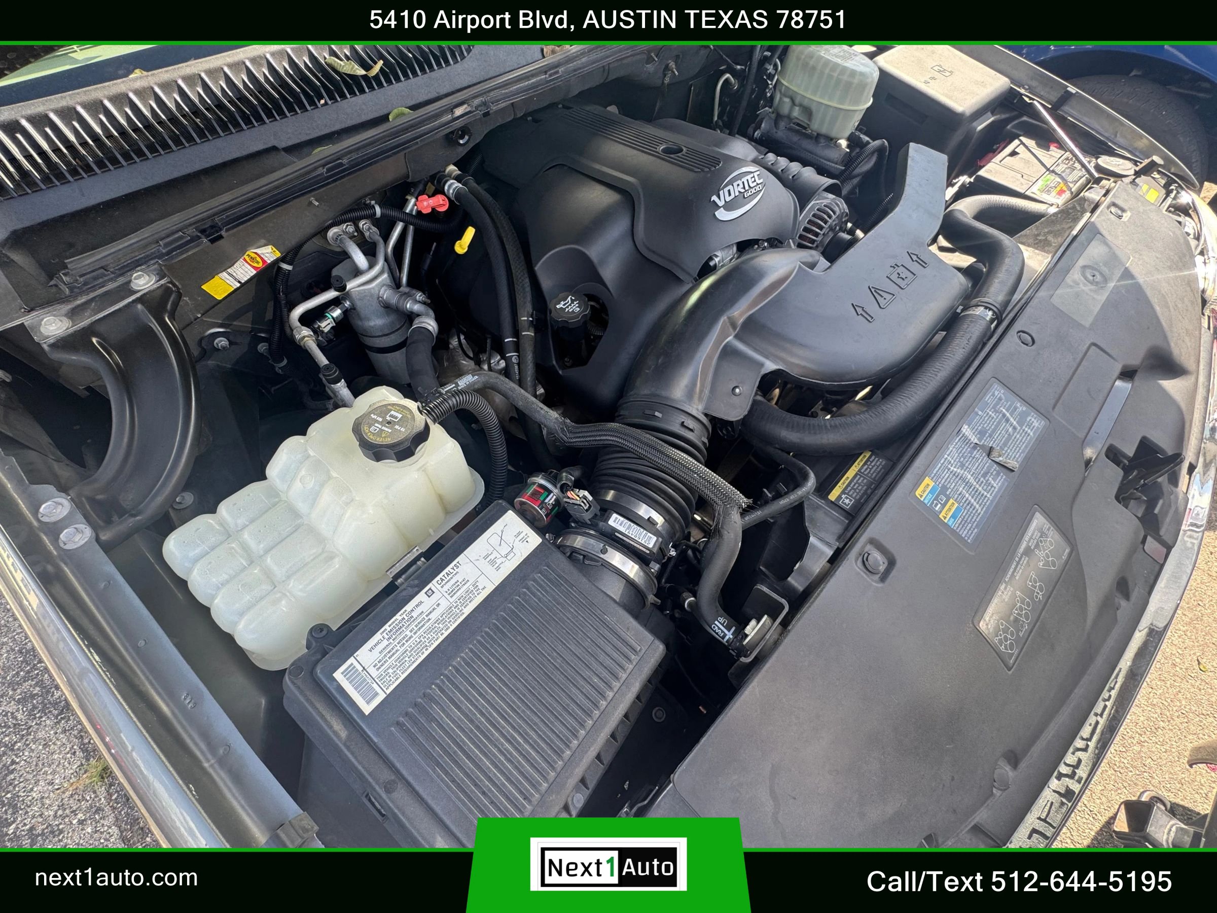 Used 2005 GMC Yukon Denali AWD/4WD image 35