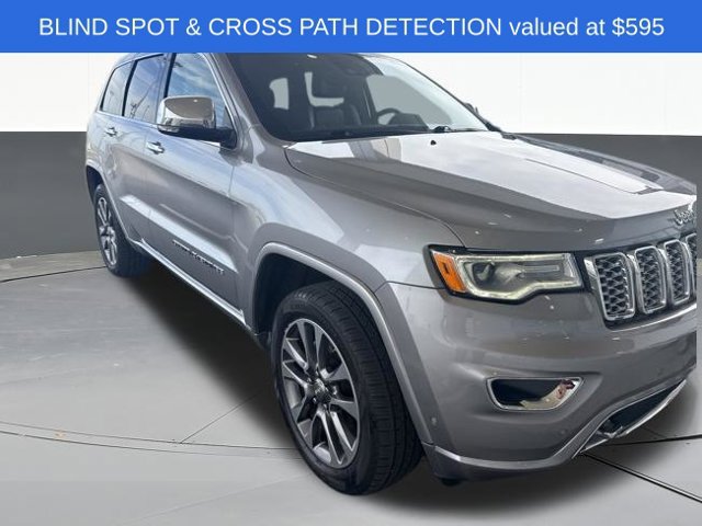 Used 2017 Jeep Grand Cherokee Overland w/ Jeep Active Safety Group AWD/4WD image 4