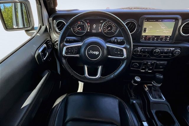 Used 2022 Jeep Wrangler Unlimited Sahara w/ Cold Weather Group AWD/4WD image 9