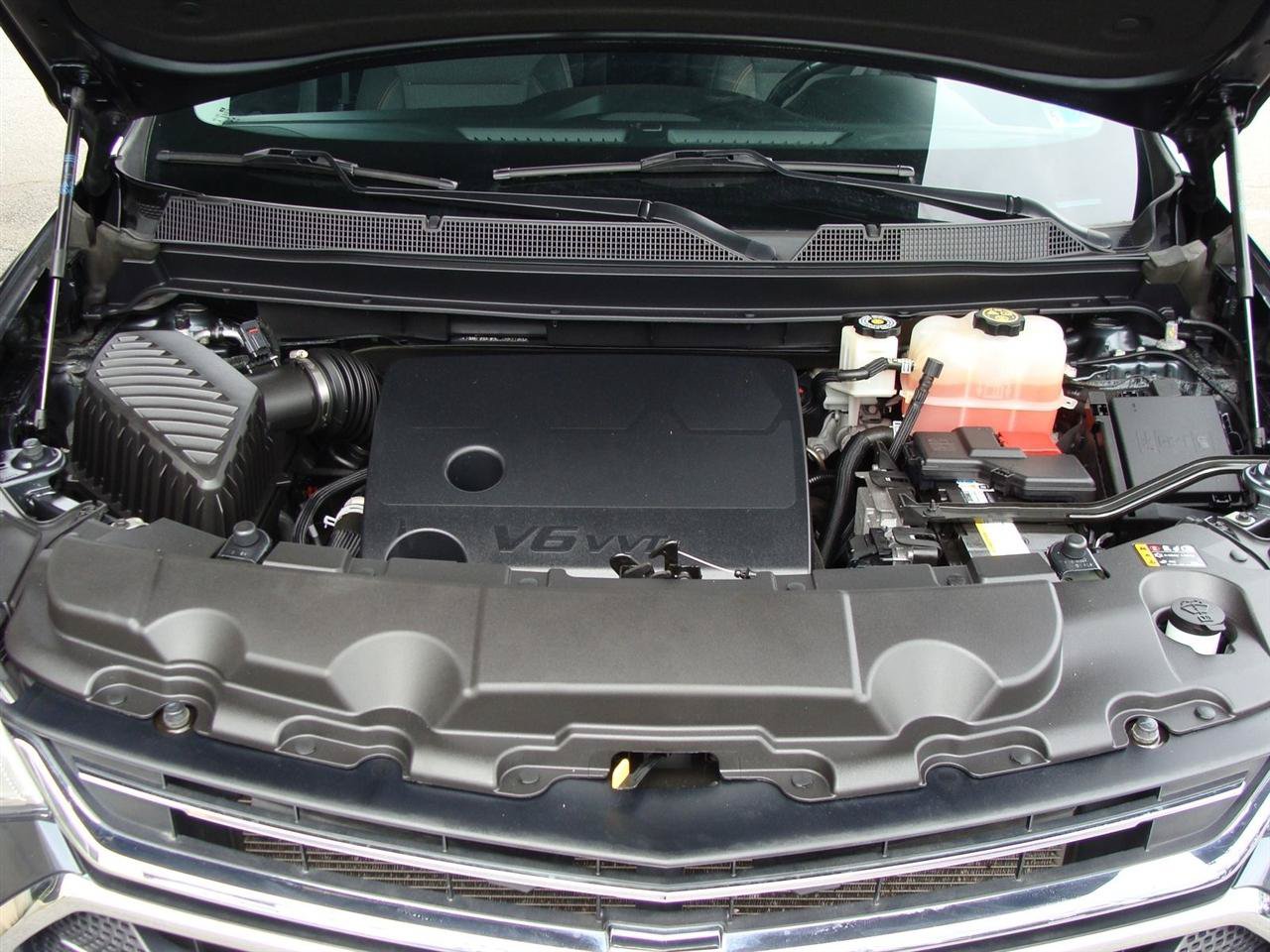 Used 2020 Chevrolet Traverse LT AWD/4WD image 40