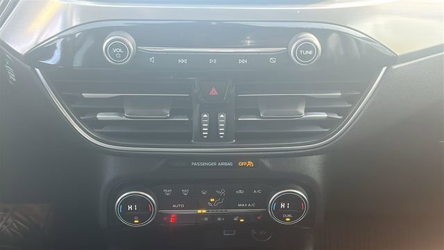Used 2021 Ford Escape Titanium image 30