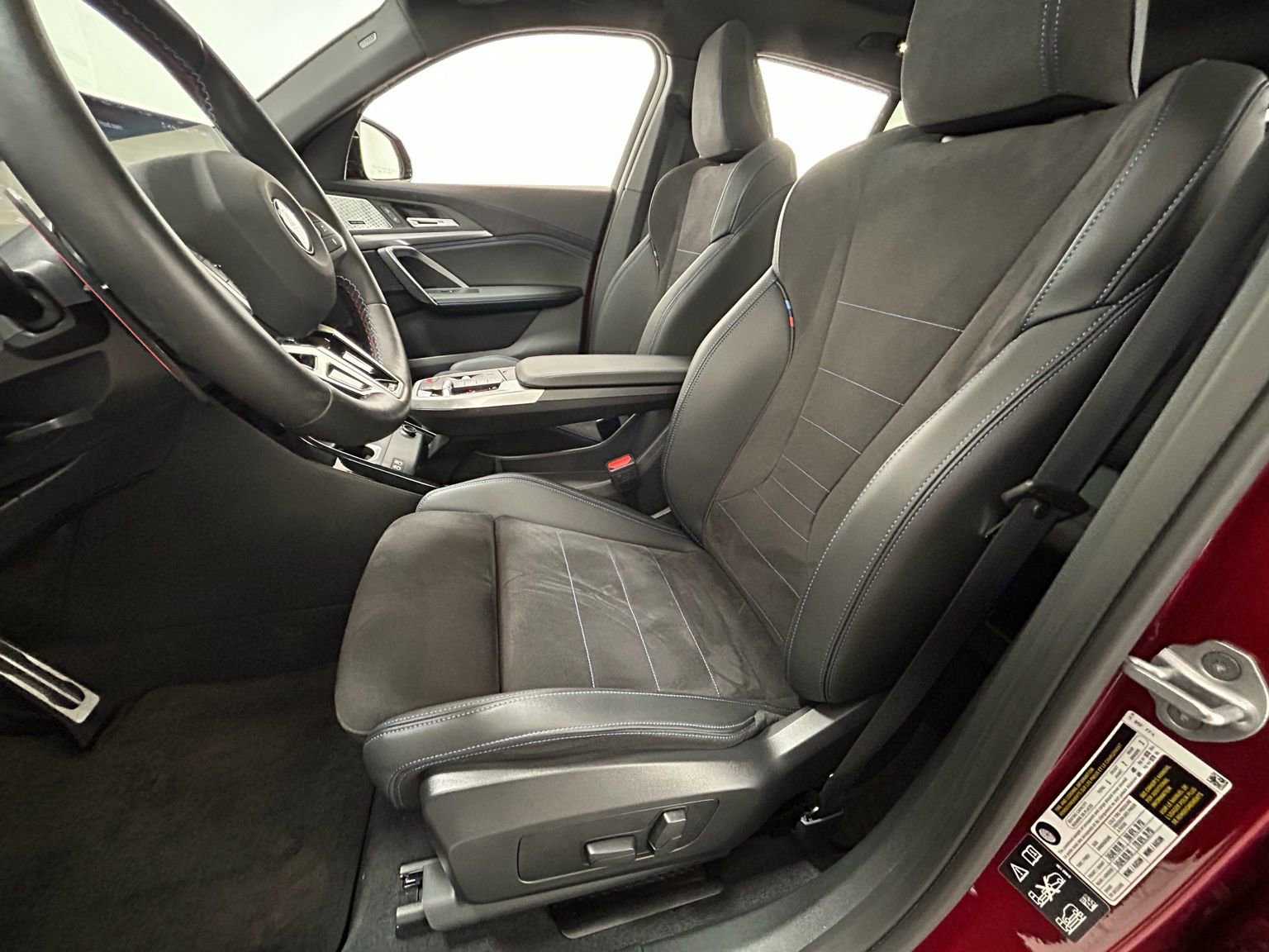 Used 2025 BMW X2 M35i AWD/4WD image 30