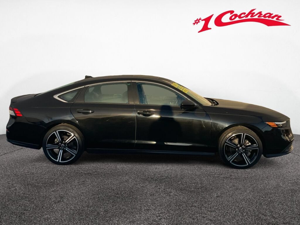 Used 2024 Honda Accord Sport image 27