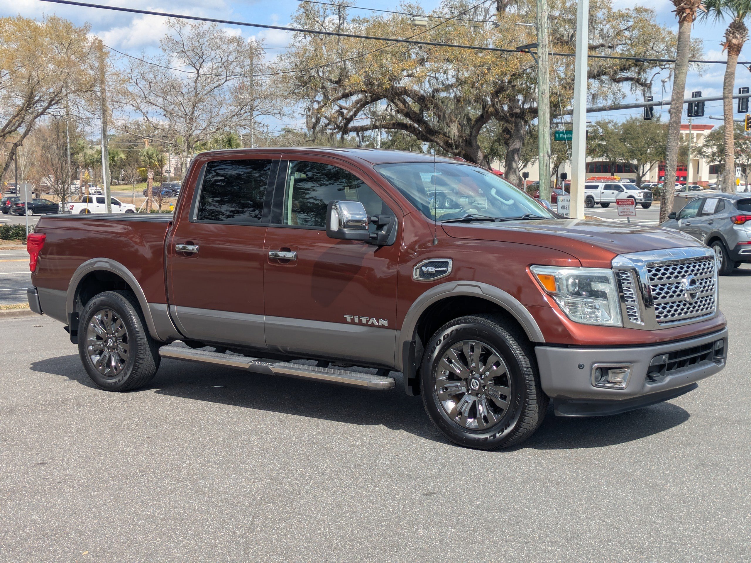 Used 2017 Nissan Titan Platinum Reserve image 2